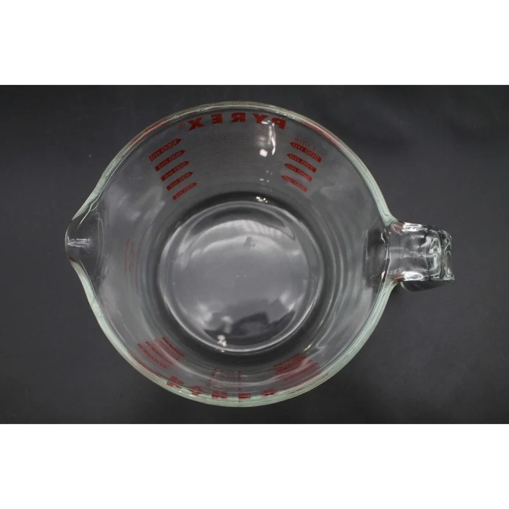 Vintage Glass PYREX CORNING 1 Quart, 4 Cup Measuring Cup RED PRINT Chip